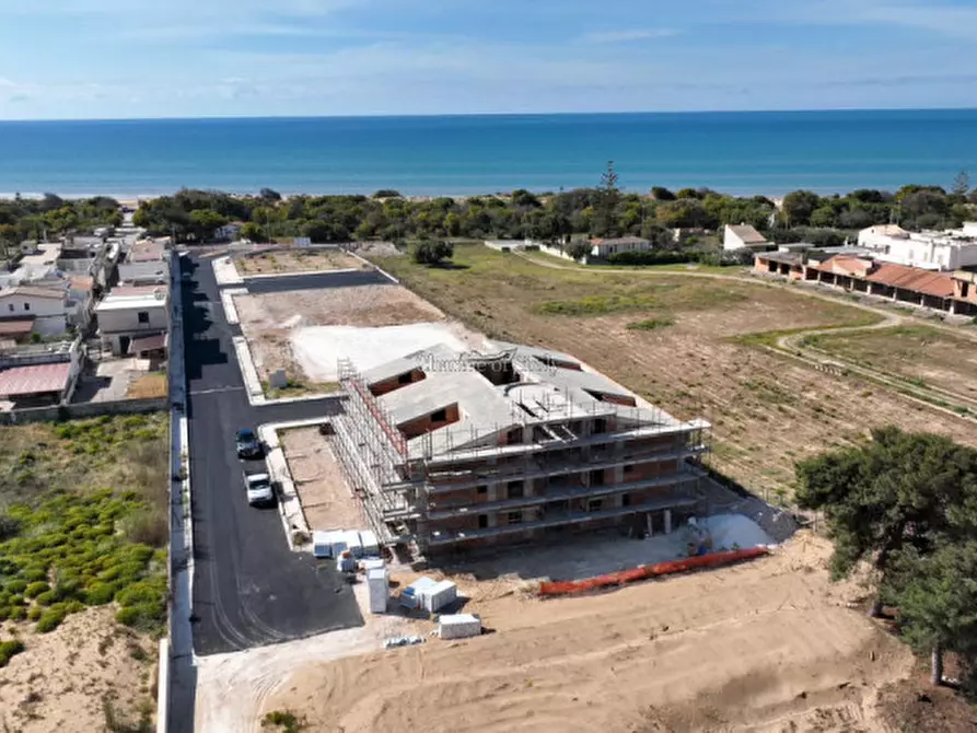 Immagine 22 di Appartamento in vendita  in via del melograno a Ispica