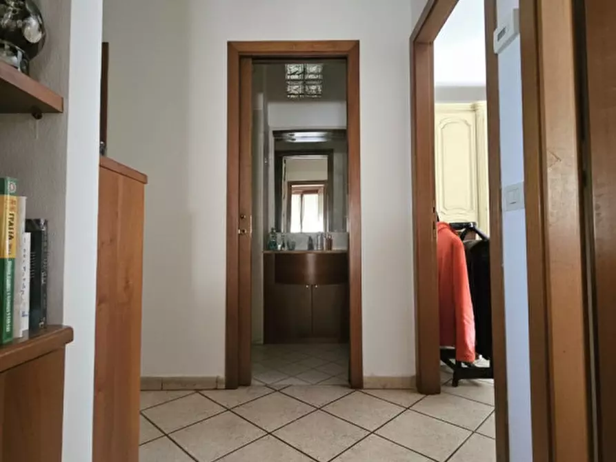 Immagine 38 di Appartamento in vendita  a Rimini