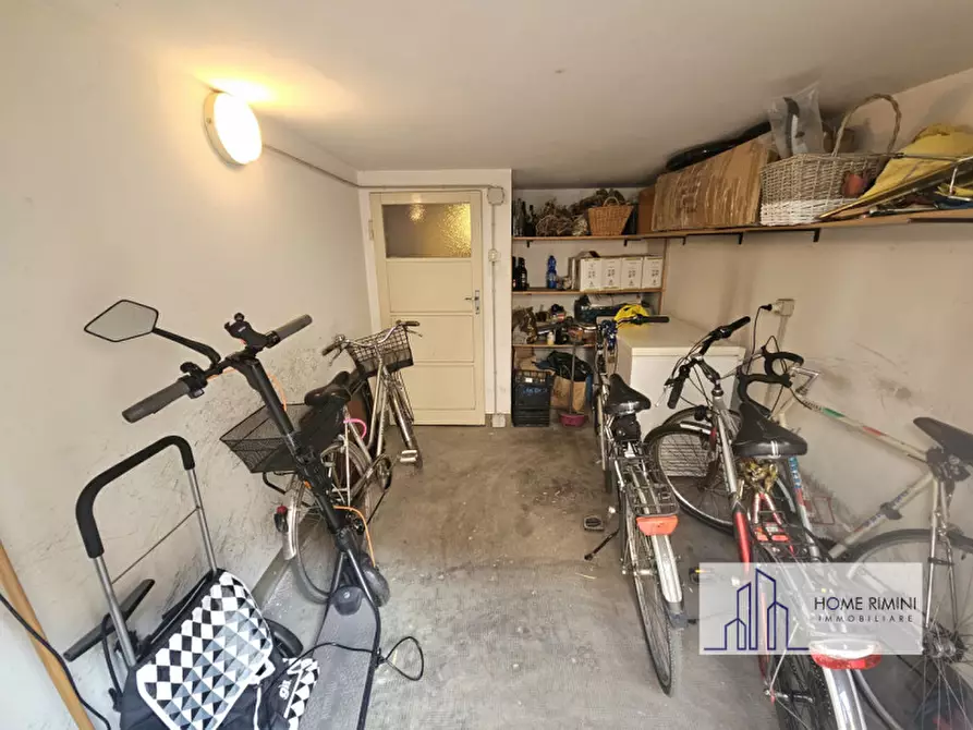 Immagine 51 di Appartamento in vendita  a Rimini