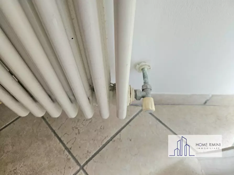 Immagine 54 di Appartamento in vendita  a Rimini