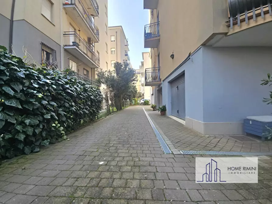 Immagine 64 di Appartamento in vendita  a Rimini