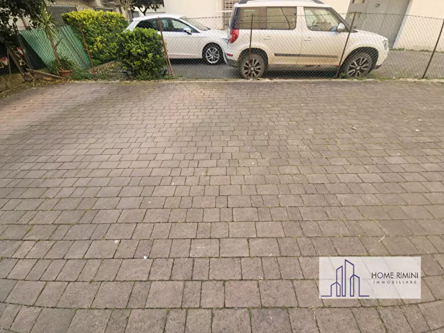 Immagine 66 di Appartamento in vendita  a Rimini