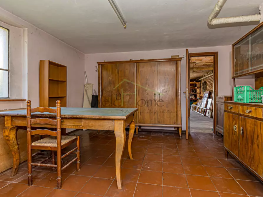Immagine 28 di Villa in vendita  in Viale Lombardia a Albese Con Cassano