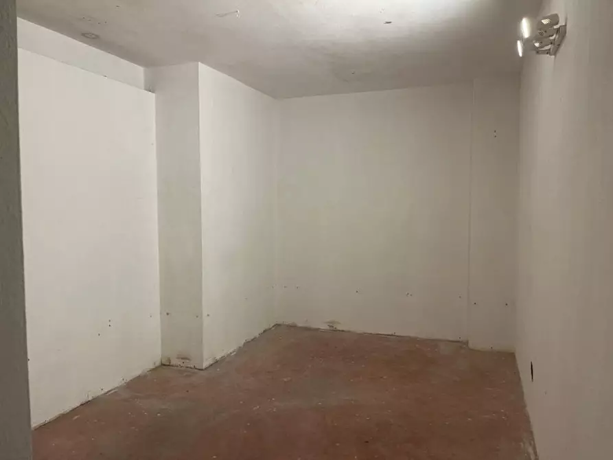 Immagine 2 di Cantina in vendita  a Quartu Sant'elena