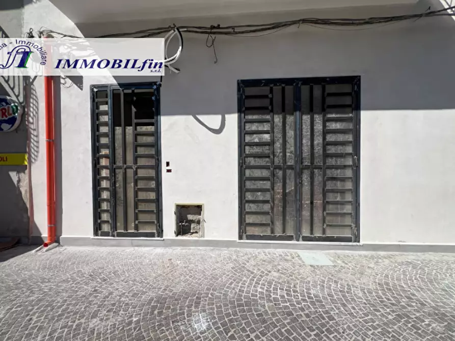 Immagine 1 di Negozio in affitto  in Corso Vittorio Emanuele a Villabate