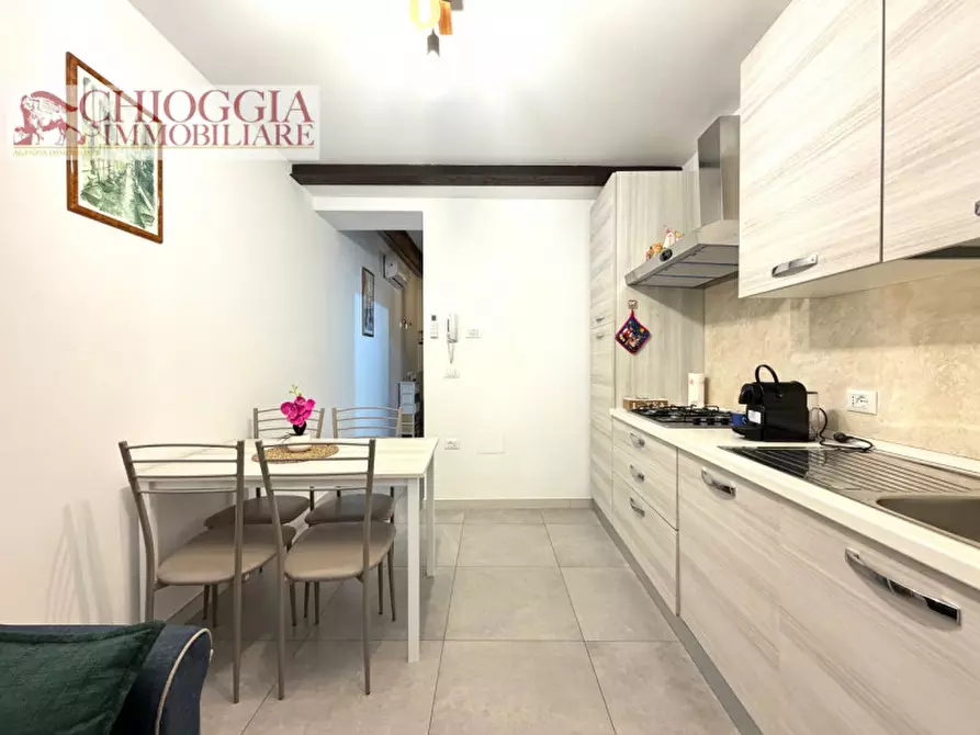 Immagine 3 di Casa indipendente in vendita  in Calle Airoldi a Chioggia