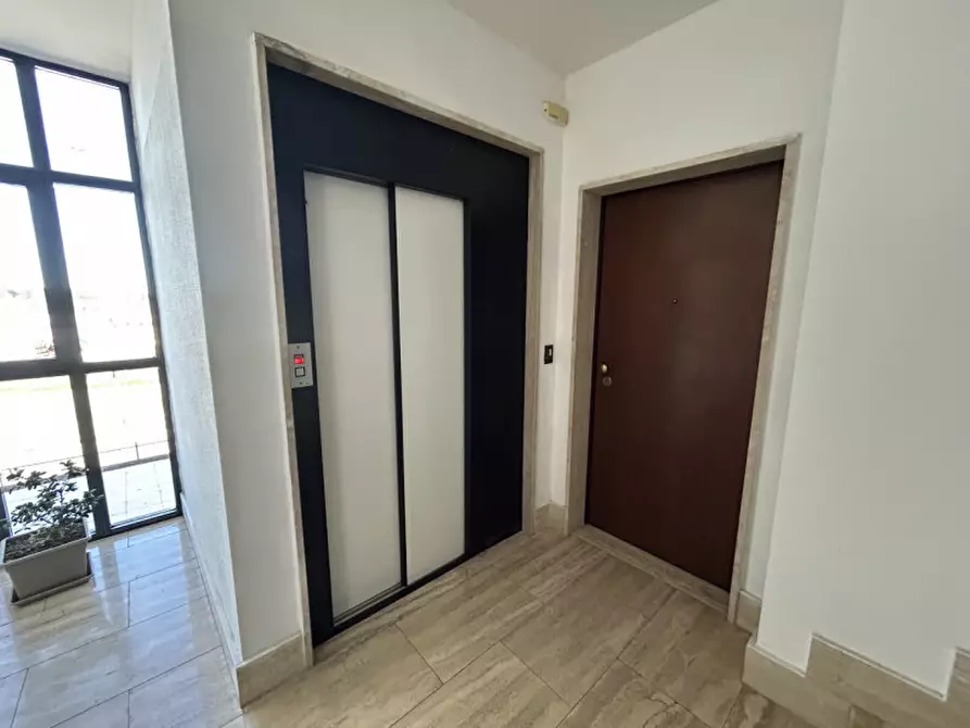 Immagine 3 di Appartamento in vendita  in Via Vittorio Emanuele III, 170 a San Cesario Di Lecce