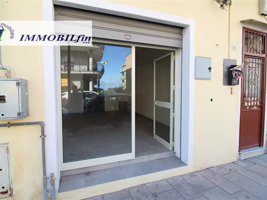 Immagine 1 di Negozio in affitto  in Corso Vittorio Emanuele a Villabate