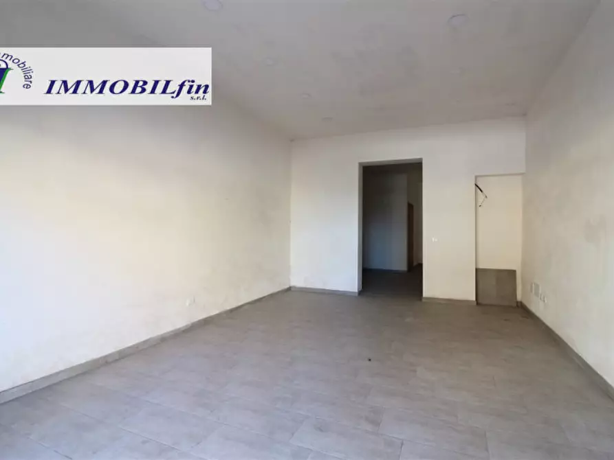 Immagine 8 di Negozio in affitto  in Corso Vittorio Emanuele a Villabate