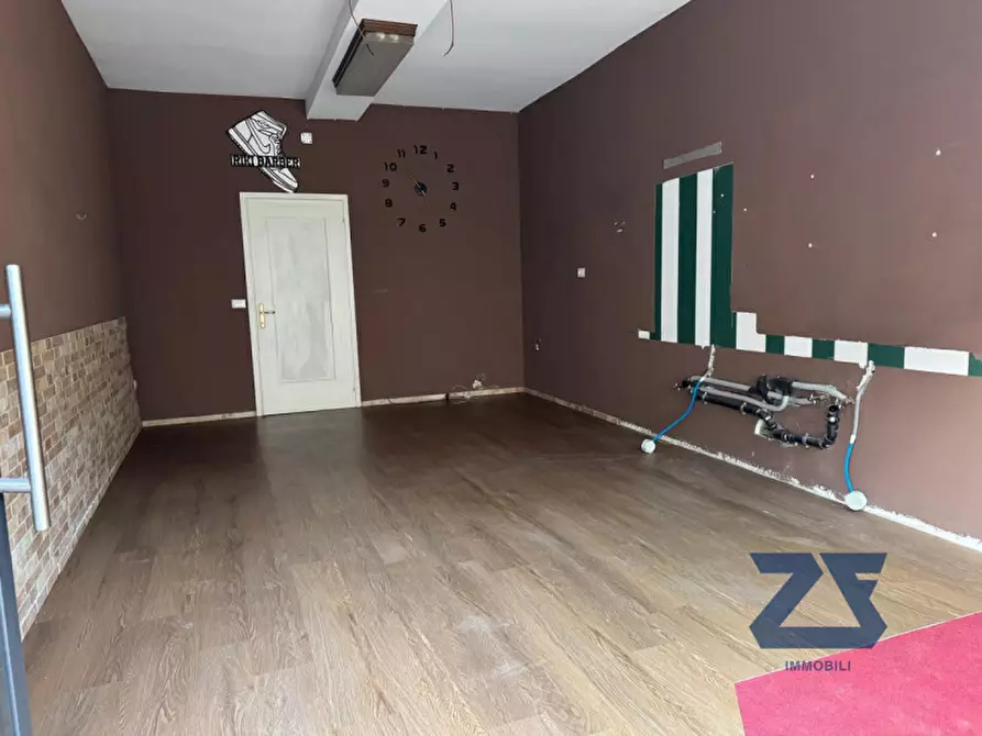 Immagine 5 di Negozio in affitto  a Castelfranco Veneto