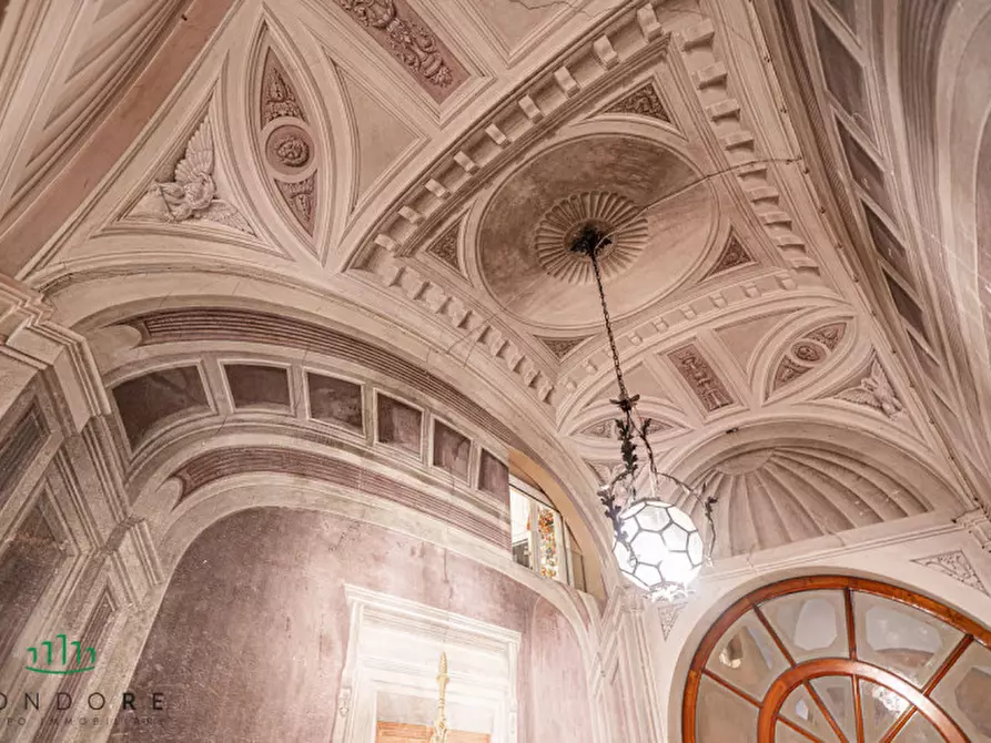 Immagine 4 di Appartamento in vendita  in Via Castiglione a Bologna