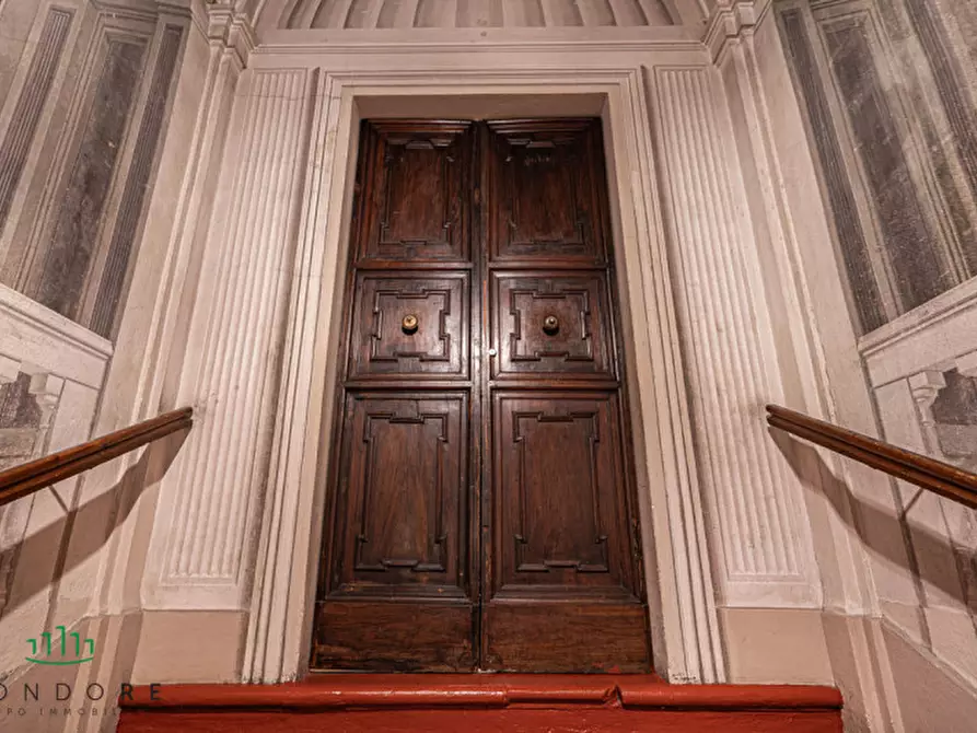 Immagine 6 di Appartamento in vendita  in Via Castiglione a Bologna