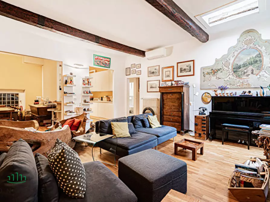 Immagine 15 di Appartamento in vendita  in Via Castiglione a Bologna