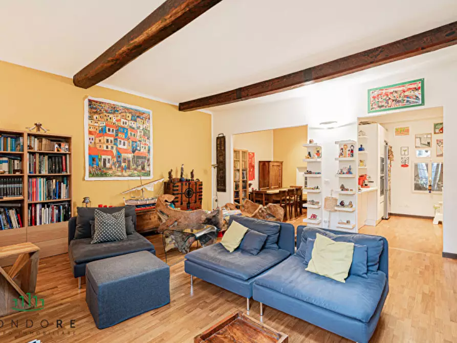 Immagine 17 di Appartamento in vendita  in Via Castiglione a Bologna