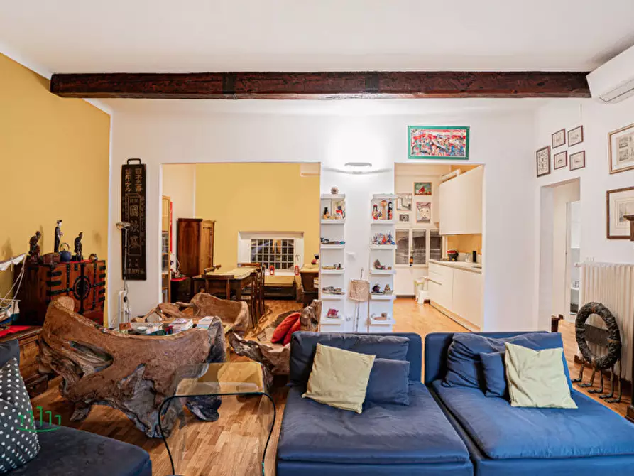 Immagine 18 di Appartamento in vendita  in Via Castiglione a Bologna