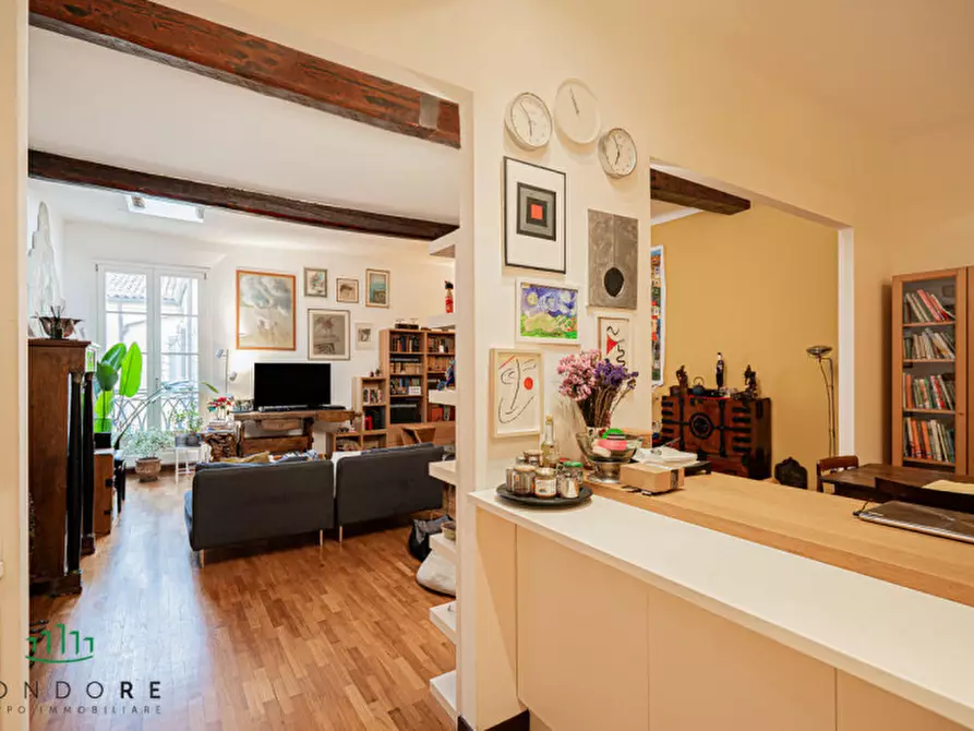 Immagine 21 di Appartamento in vendita  in Via Castiglione a Bologna