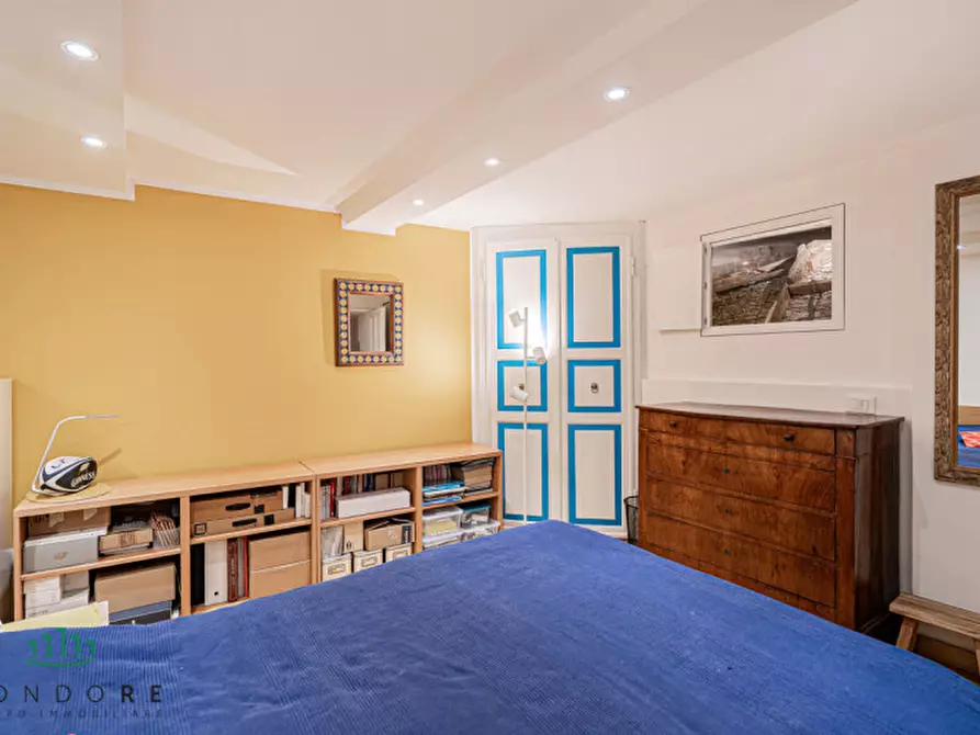 Immagine 38 di Appartamento in vendita  in Via Castiglione a Bologna