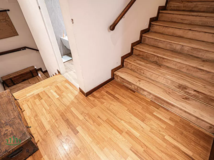 Immagine 41 di Appartamento in vendita  in Via Castiglione a Bologna