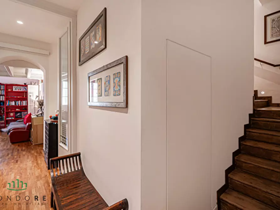 Immagine 44 di Appartamento in vendita  in Via Castiglione a Bologna