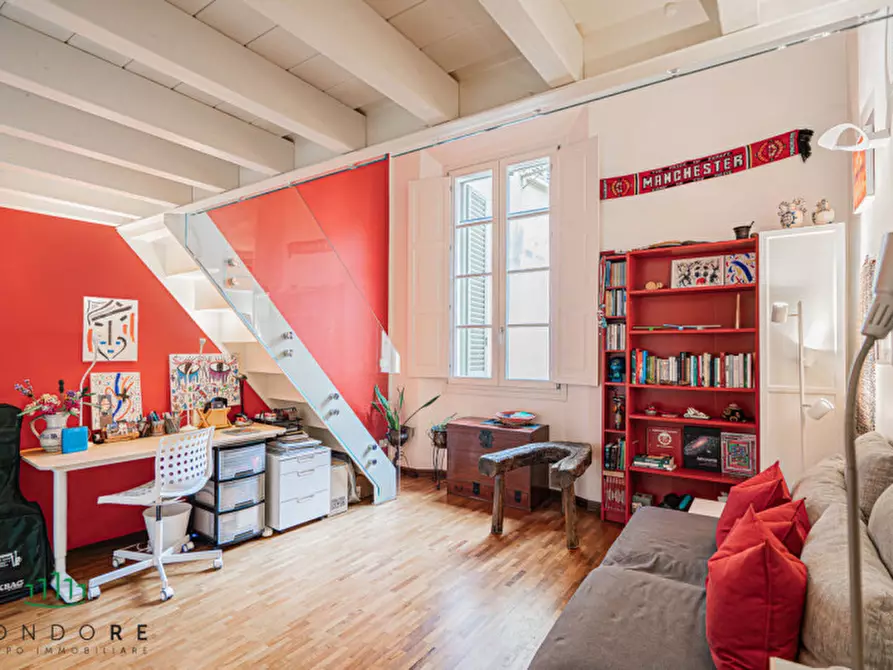 Immagine 45 di Appartamento in vendita  in Via Castiglione a Bologna