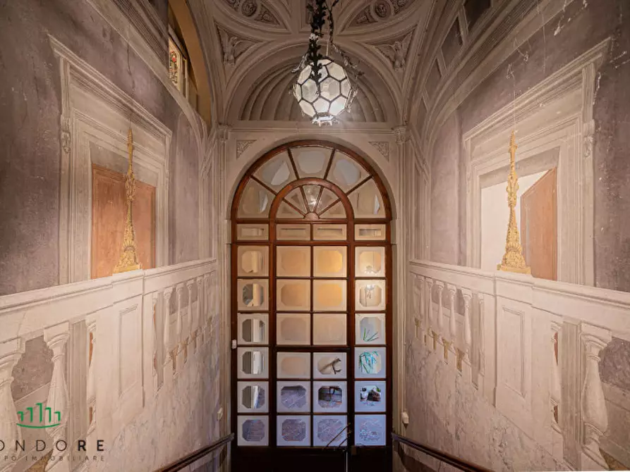 Immagine 72 di Appartamento in vendita  in Via Castiglione a Bologna