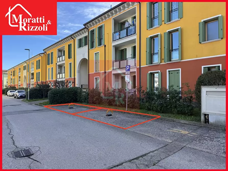 Immagine 1 di Posto auto in affitto  in Via Gasparo Brumatti a Cervignano Del Friuli