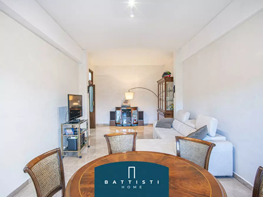 Immagine 4 di Appartamento in vendita  in Via del Fontanile Arenato a Roma