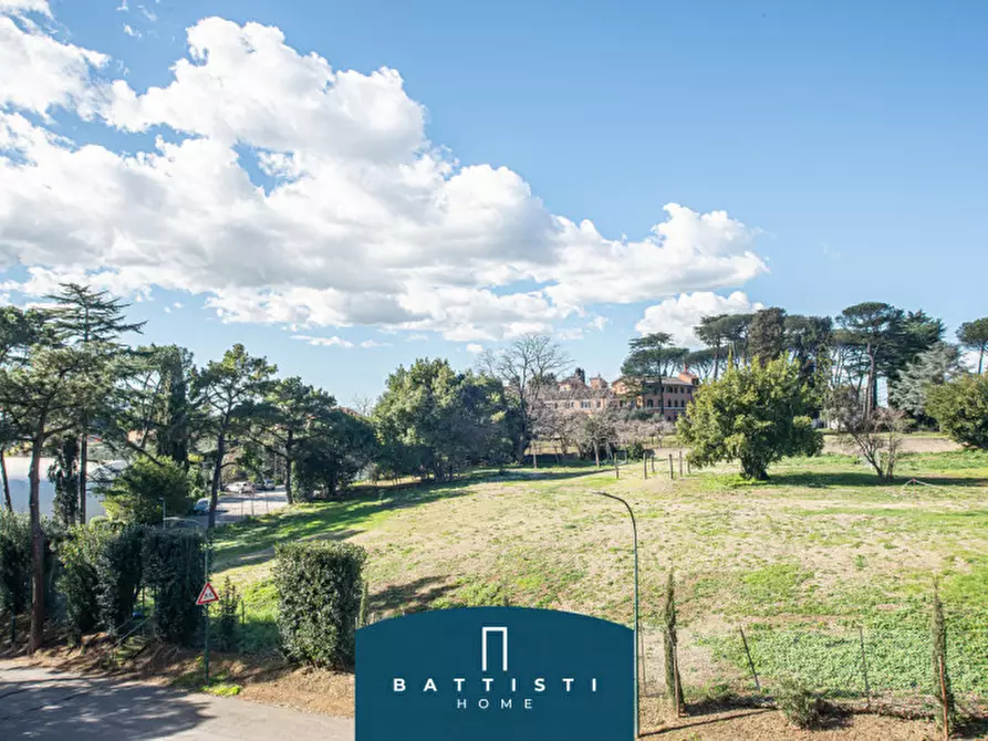 Immagine 6 di Appartamento in vendita  in Via del Fontanile Arenato a Roma