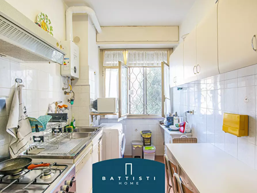 Immagine 8 di Appartamento in vendita  in Via del Fontanile Arenato a Roma