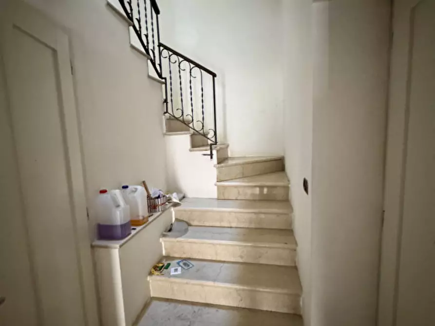 Immagine 8 di Villa in vendita  in Via Vittorio Veneto n. 10/12 a Bovezzo