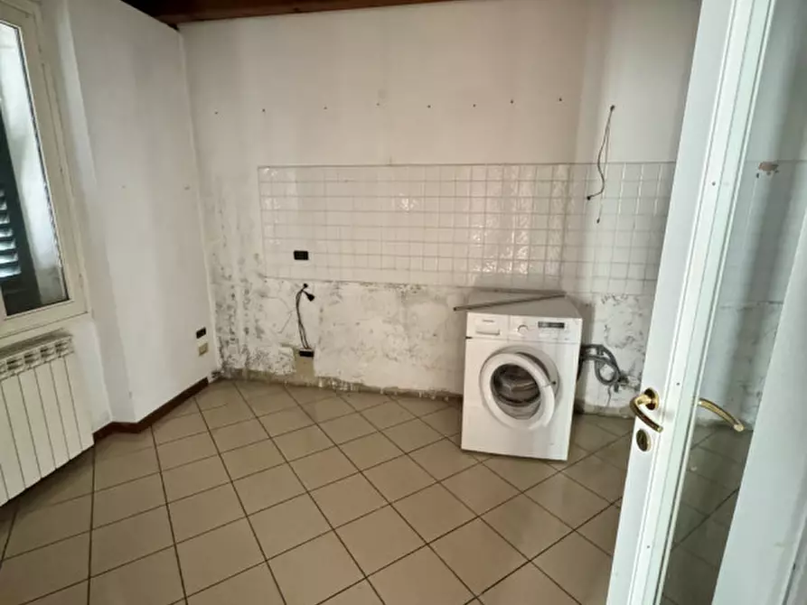 Immagine 15 di Villa in vendita  in Via Vittorio Veneto n. 10/12 a Bovezzo
