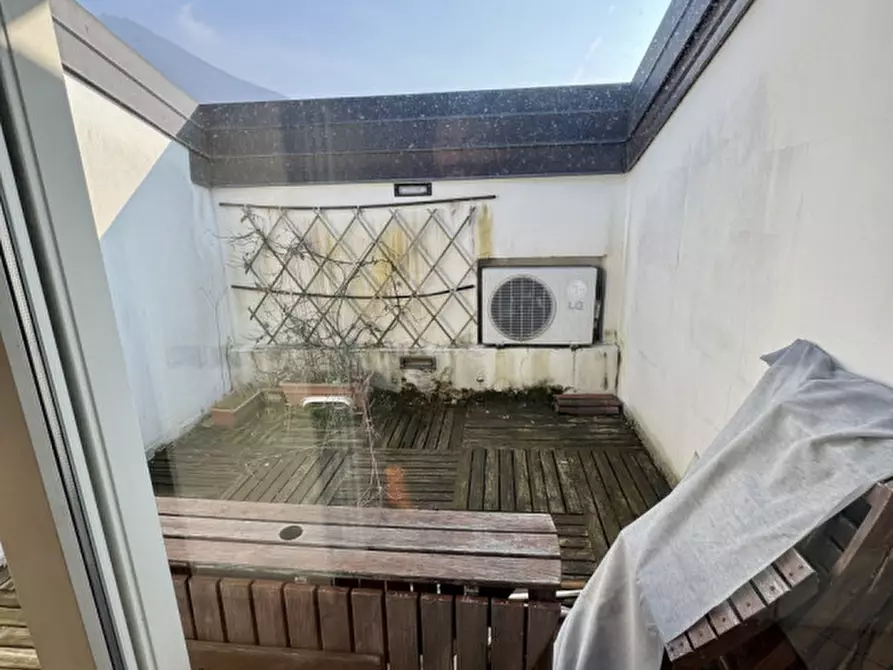 Immagine 17 di Villa in vendita  in Via Vittorio Veneto n. 10/12 a Bovezzo