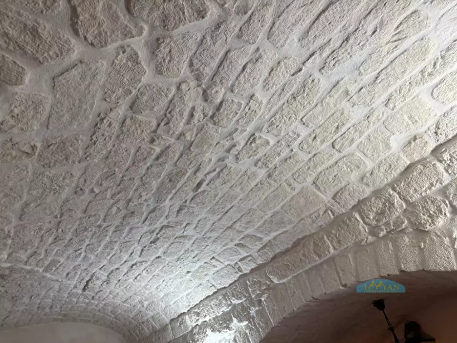 Immagine 13 di Casa indipendente in vendita  in Via Ciciriello a Ceglie Messapico