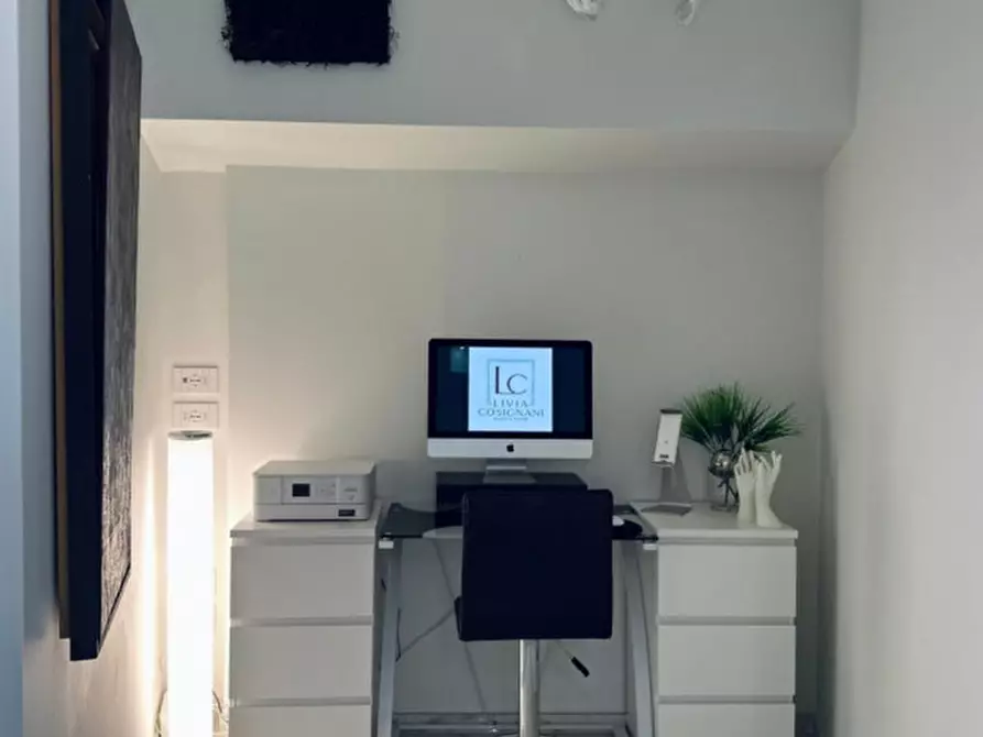 Immagine 6 di Negozio in vendita  in Via Verona - Veronastraße a Bolzano