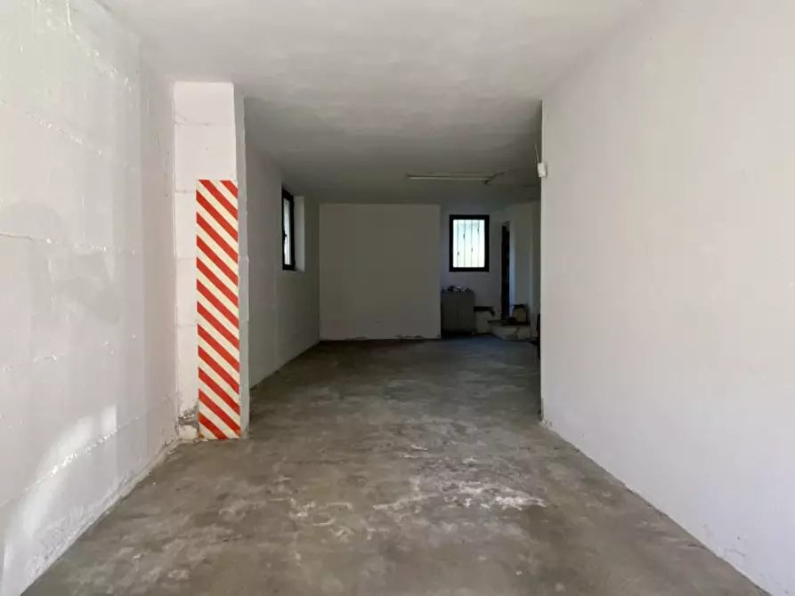 Immagine 2 di Garage in vendita  in Via Bettino Ricasoli a Vicenza