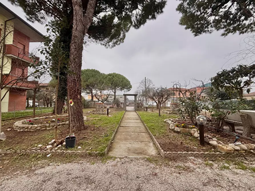 Immagine 28 di Appartamento in vendita  in Via Campone Sala, 363 a Cesenatico