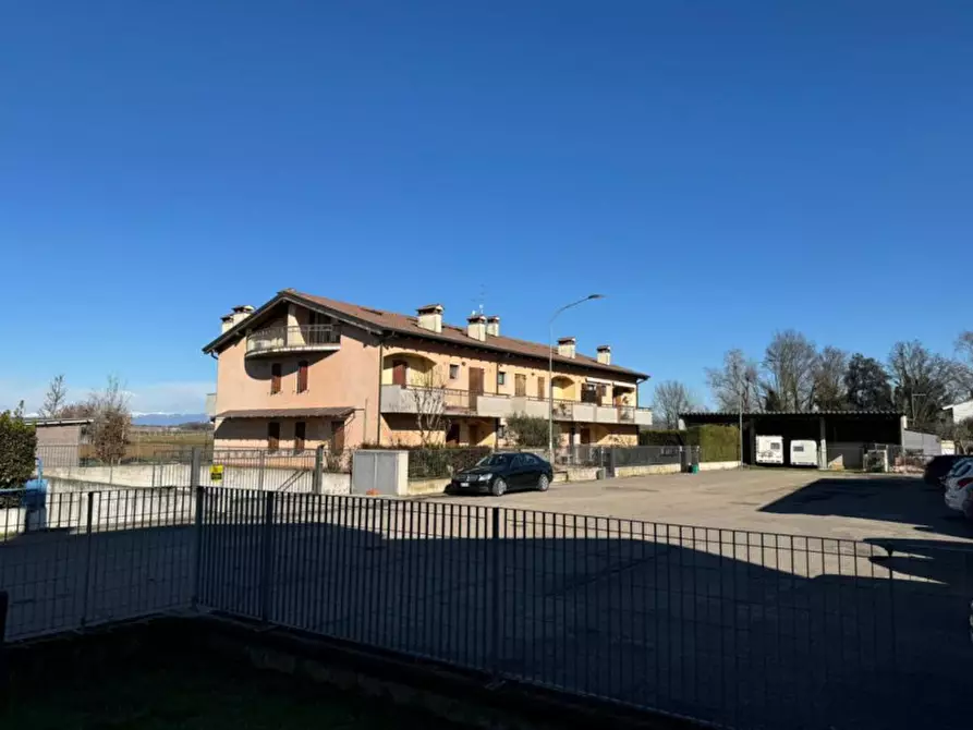 Immagine 24 di Appartamento in vendita  a Mozzecane