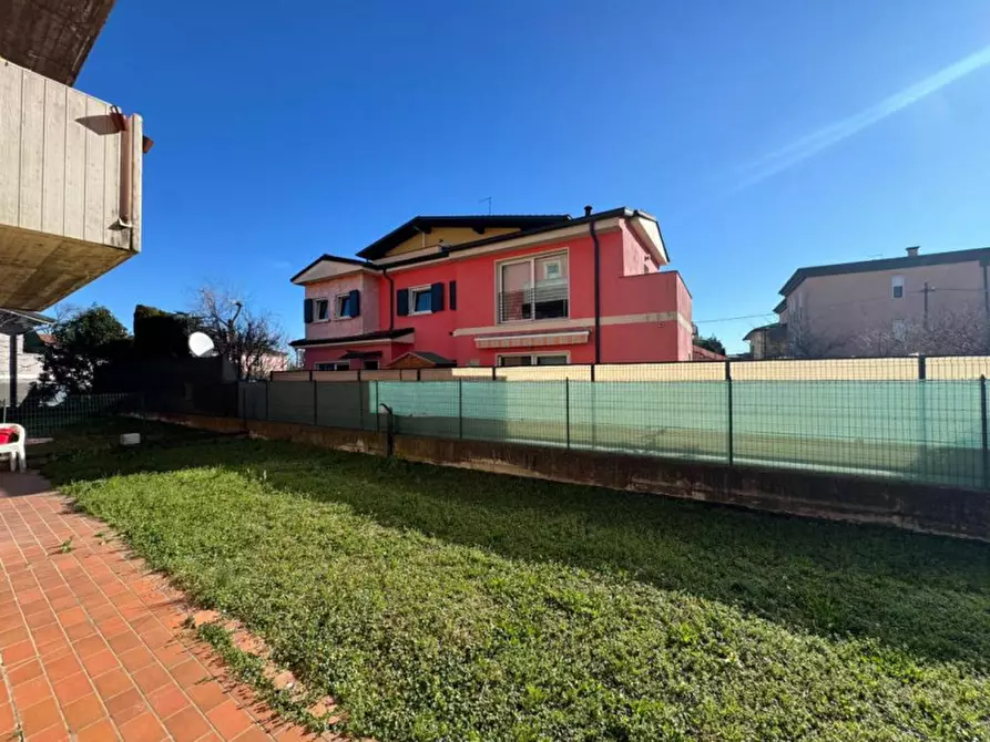 Immagine 26 di Appartamento in vendita  a Mozzecane