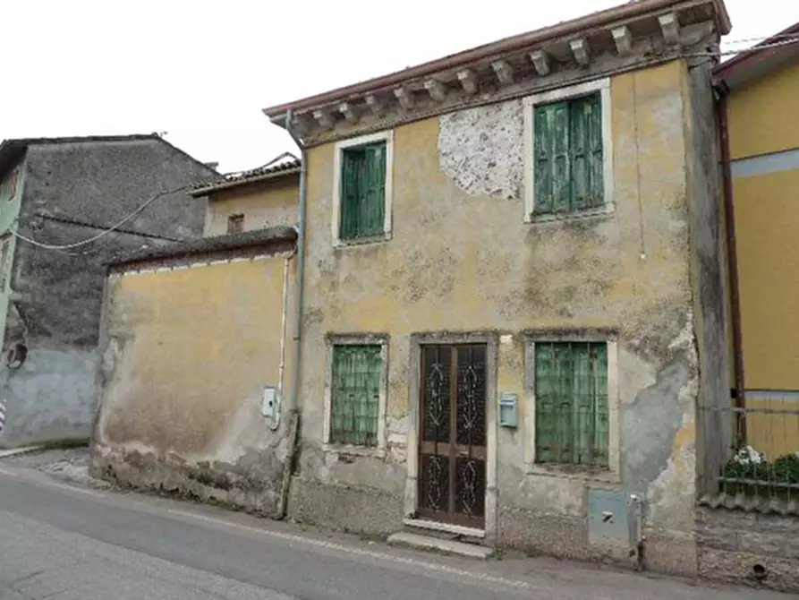 Immagine 1 di Casa indipendente in vendita  in Via Mezzavilla 64 a Monteforte D'alpone