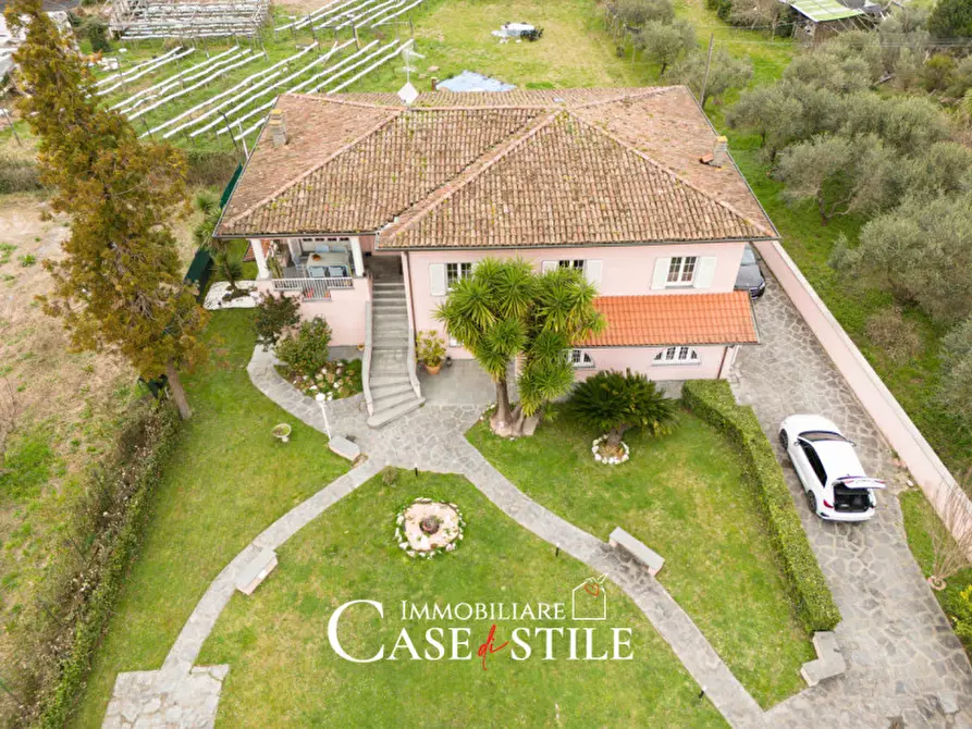 Immagine 6 di Villa in vendita  in Via Arena , 45 a Ameglia