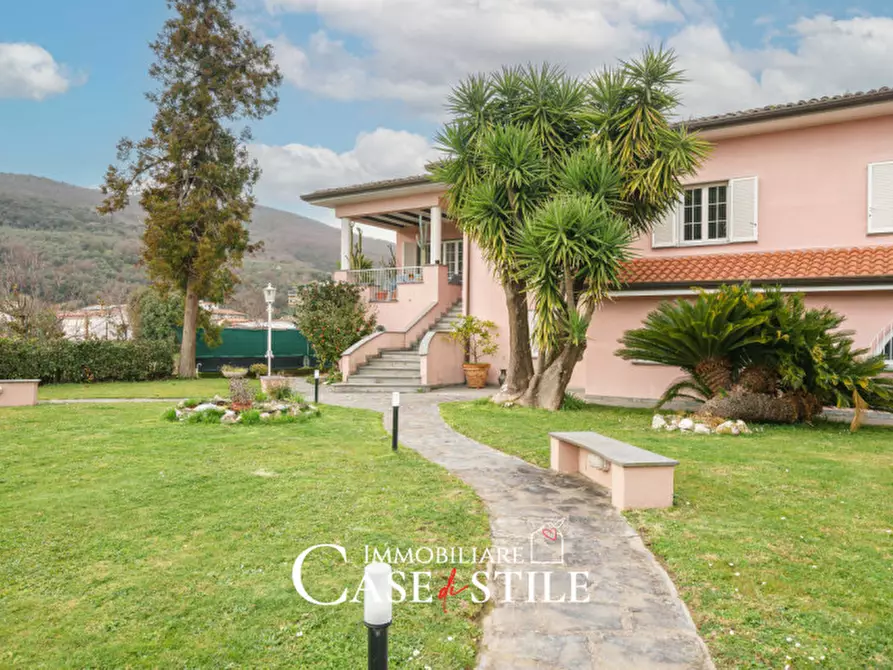 Immagine 9 di Villa in vendita  in Via Arena , 45 a Ameglia