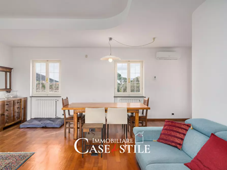 Immagine 15 di Villa in vendita  in Via Arena , 45 a Ameglia