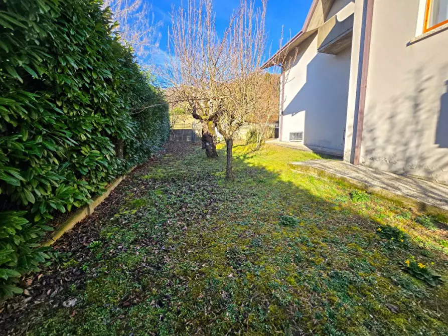 Immagine 31 di Casa indipendente in vendita  in via Vivaldi a Belforte All'isauro