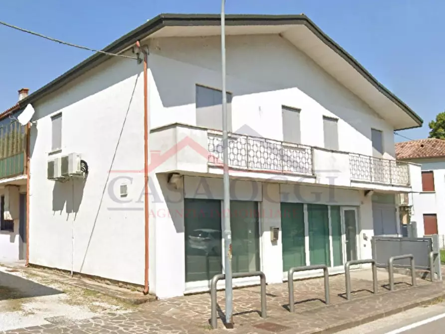 Immagine 8 di Negozio in vendita  in Via Roma n.362 a Cervarese Santa Croce