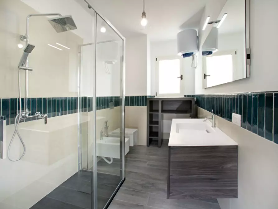 Immagine 4 di Appartamento in vendita  in via nazionale 274 a Orosei