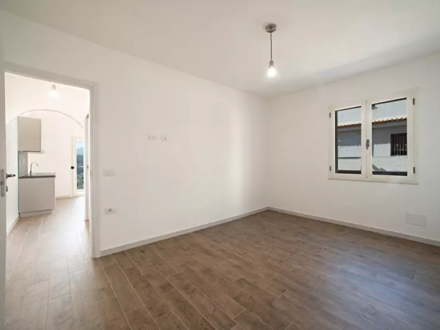 Immagine 12 di Appartamento in vendita  in via nazionale 274 a Orosei