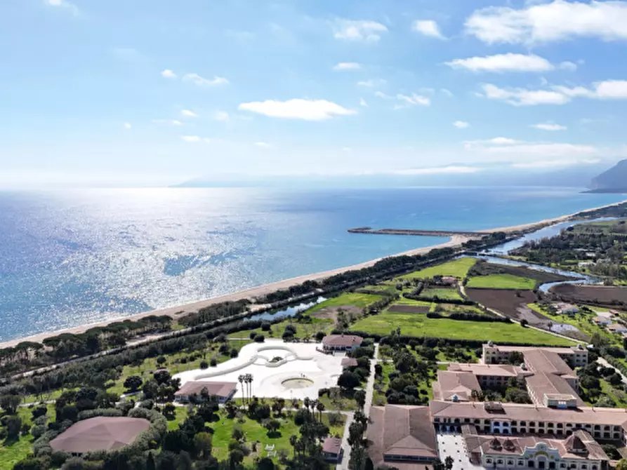 Immagine 22 di Appartamento in vendita  in via nazionale 274 a Orosei