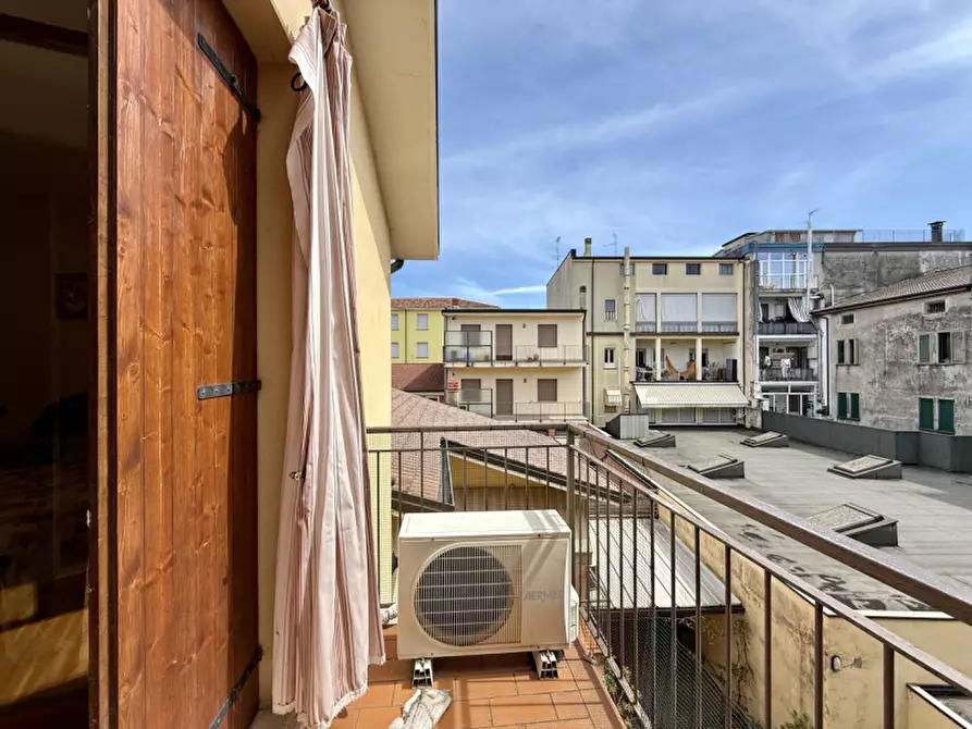 Immagine 19 di Appartamento in vendita  in Via Ospital Vecchio a Legnago