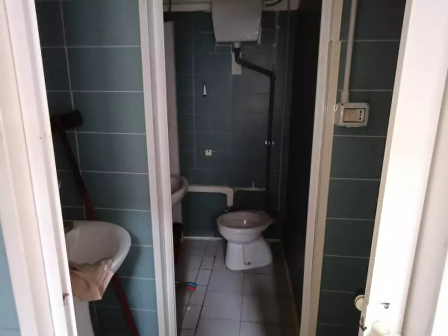 Immagine 4 di Negozio in affitto  in via Vestina a Montesilvano