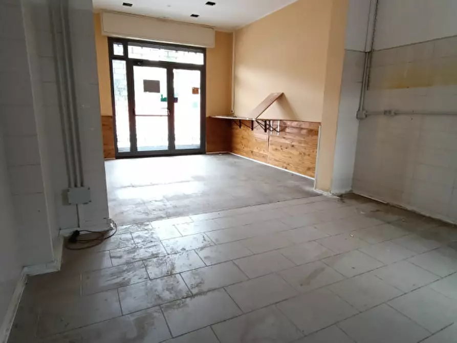 Immagine 7 di Negozio in affitto  in via Vestina a Montesilvano